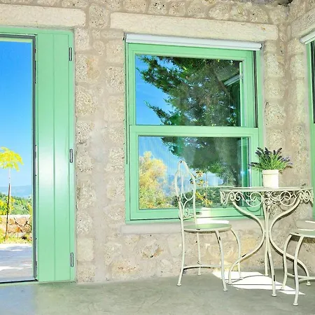 Mounty Island Villa *